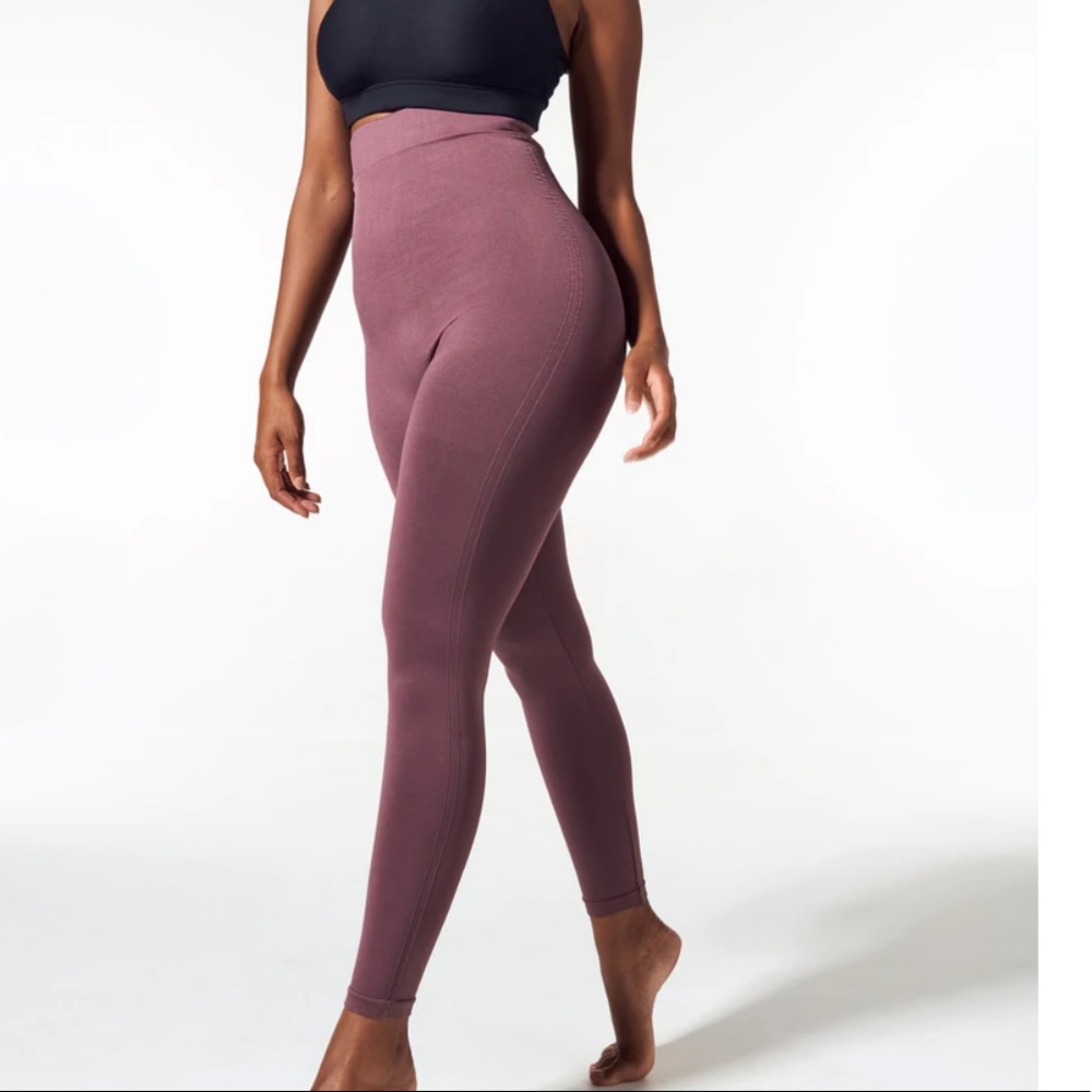 Blanqi Highwaist Postpartum and Nursing Support Leggings